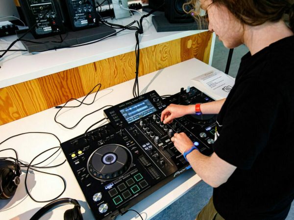 DJ Course