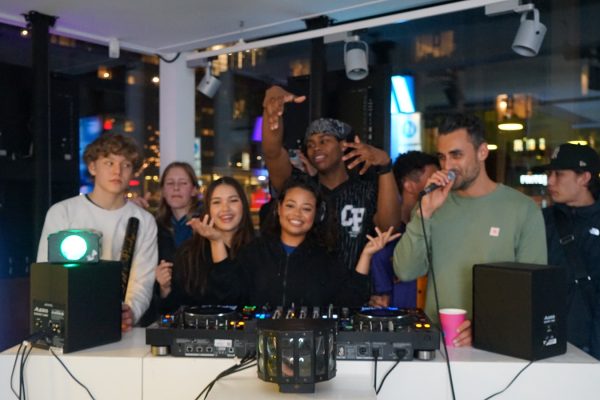 DJ lesson adults